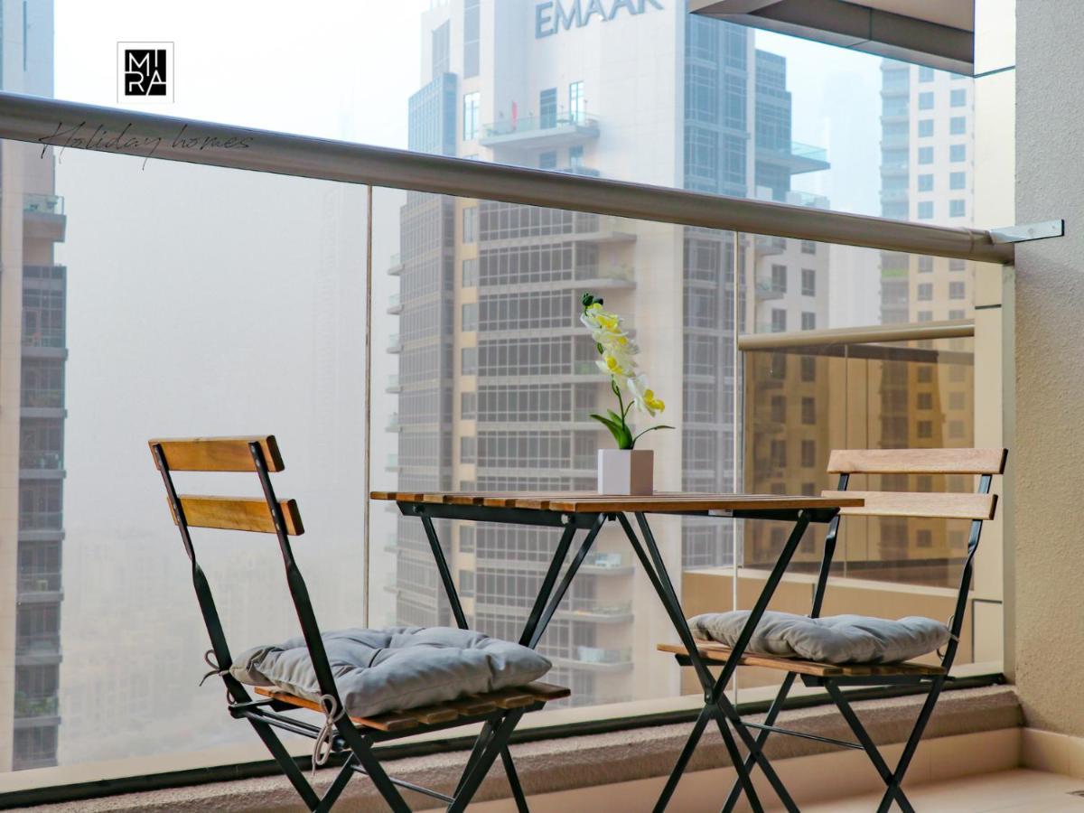 Mira Holiday Homes - Newly Furnished Studio In Downtown Dubai Esterno foto